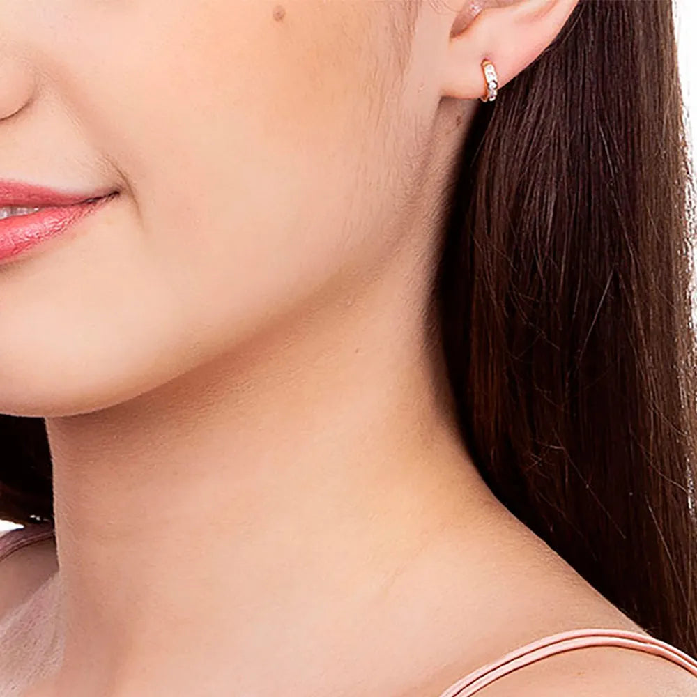 BRINCO ARGOLA BANHADO A OURO 18K COM ZIRCÔNIAS - 52321406